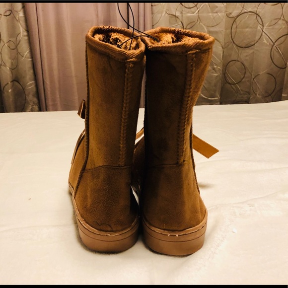 Tan Side Ankle Booties - Picture 4 of 7